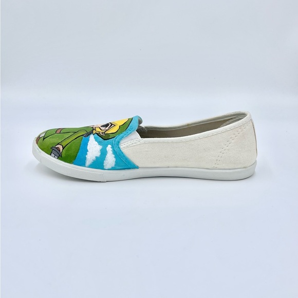 RARE Legend of Zelda Wind Waker Custom Painted Canvas Slip On Shoes Women’s Sz 8 - Picture 7 of 14